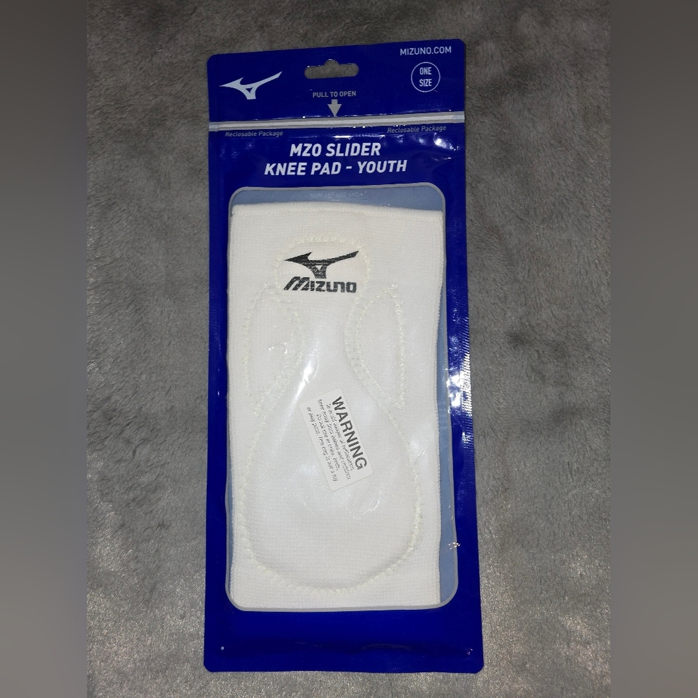 NWT Mizuno MZO‎ slider, knee pad-youth